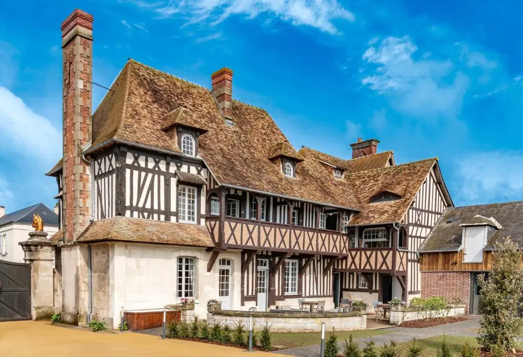 Le Manoir Des Chevaux Dores