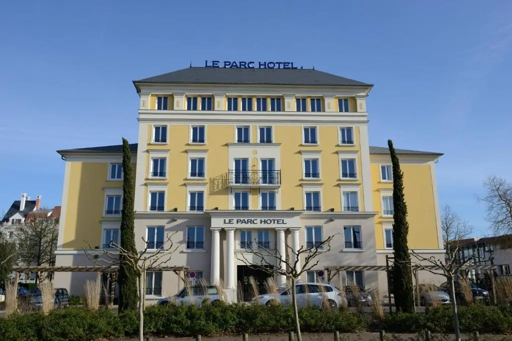 Plessis Parc Hotel