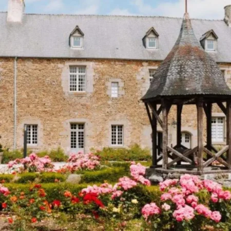 Hotel de L’Abbaye Le Tronchet – Handwritten Collection
