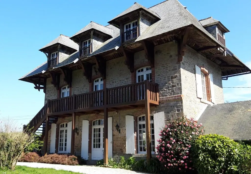 Le Chalet Suisse