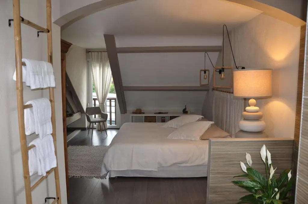 LA VILLA SEQUOIA
