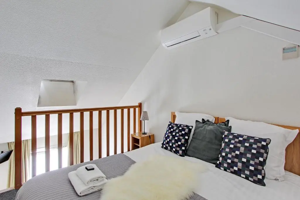 Les Lilas Serviced Apartments