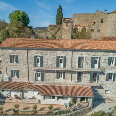 Mas Saint Laurent