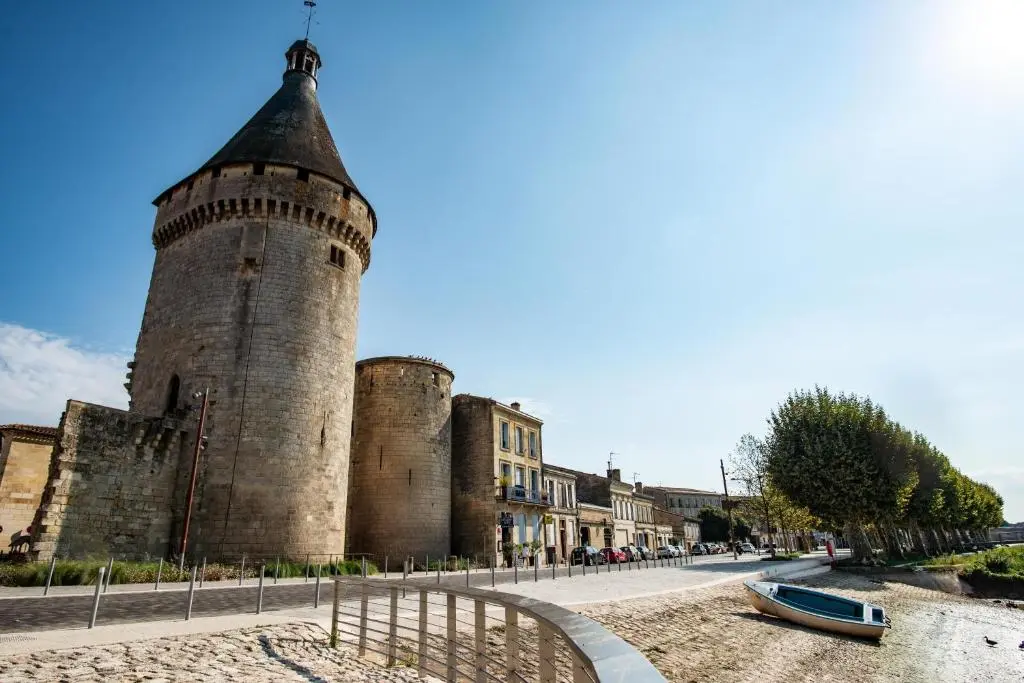 Logis Hotel de la Tour Libourne