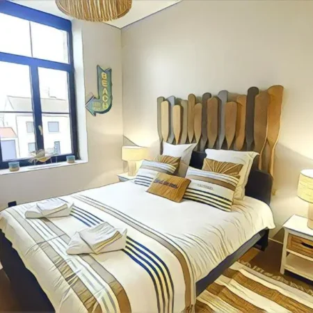 LE MANOIR DU MONDE