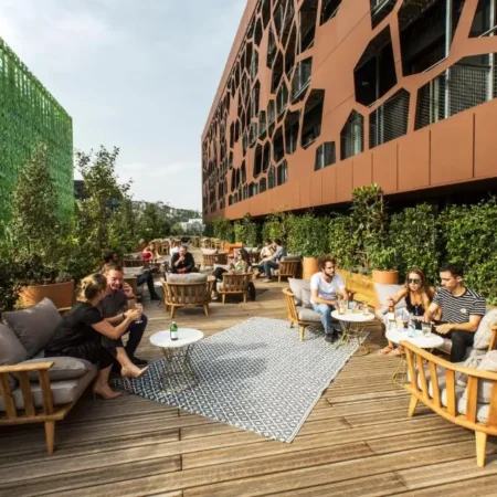 MOB HOTEL Lyon Confluence