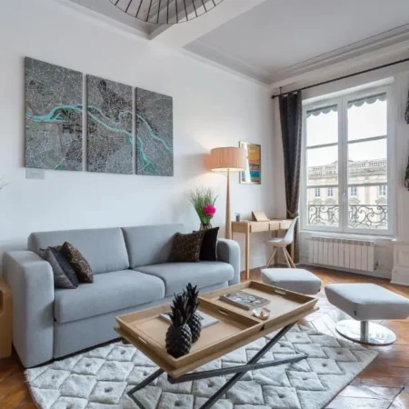 Host inn Lyon – Appartement de Luxe aux Terreaux & Jacuzzi