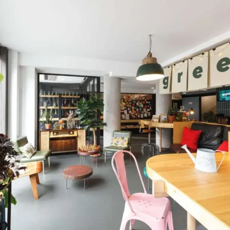 greet hotel Lyon Confluence