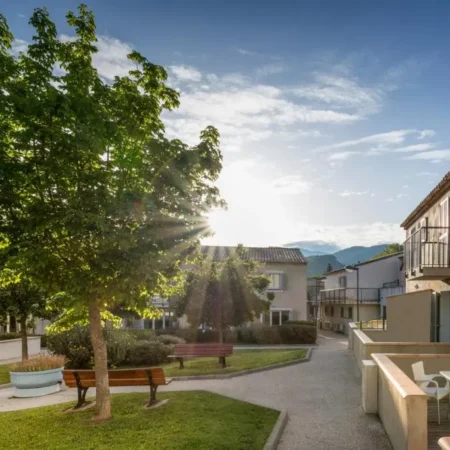 Appart&rsquo;Hotel Garden & City – Mont-Ventoux Malaucene