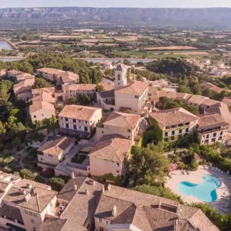 Pierre & Vacances Village Club Pont Royal en Provence