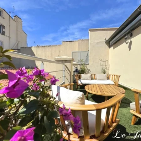 Appart Hotel Le Vieux-Port