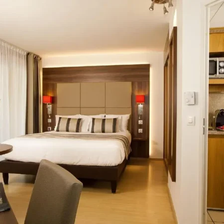 Appart Hotel – Residhome Paris Massy