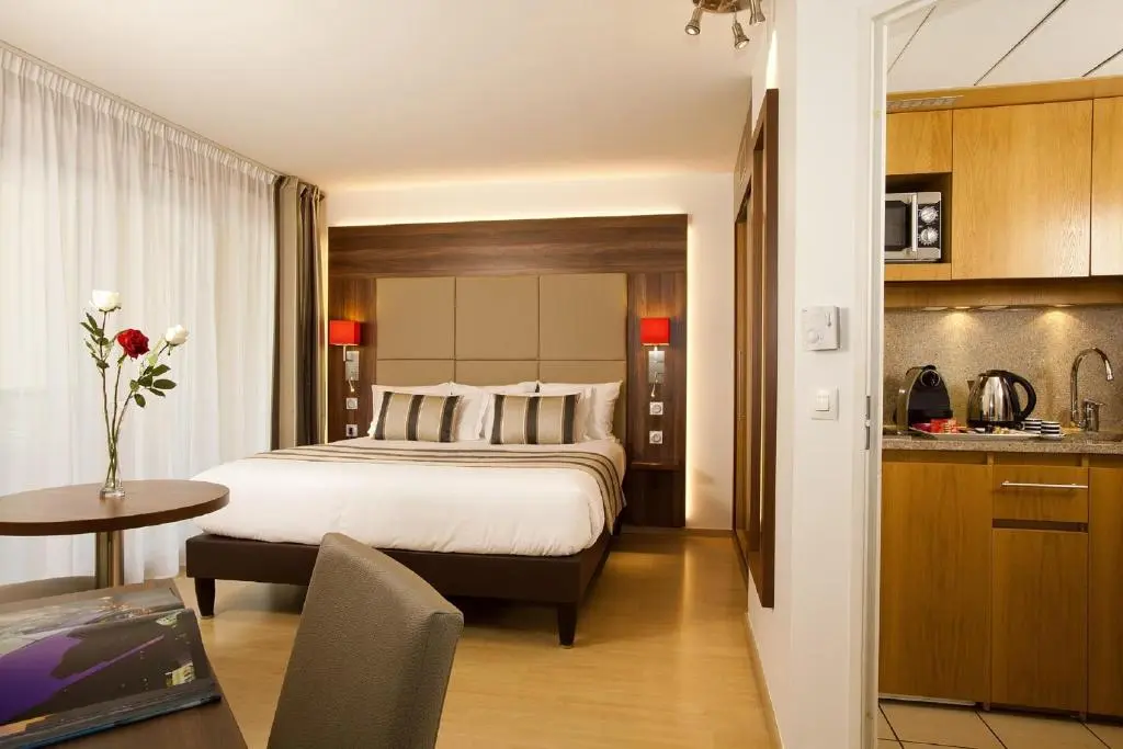 Appart Hotel – Residhome Paris Massy