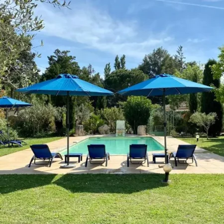Domaine Au Coeur des Alpilles