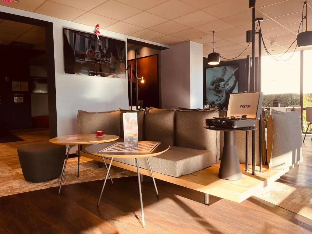 ibis Melun