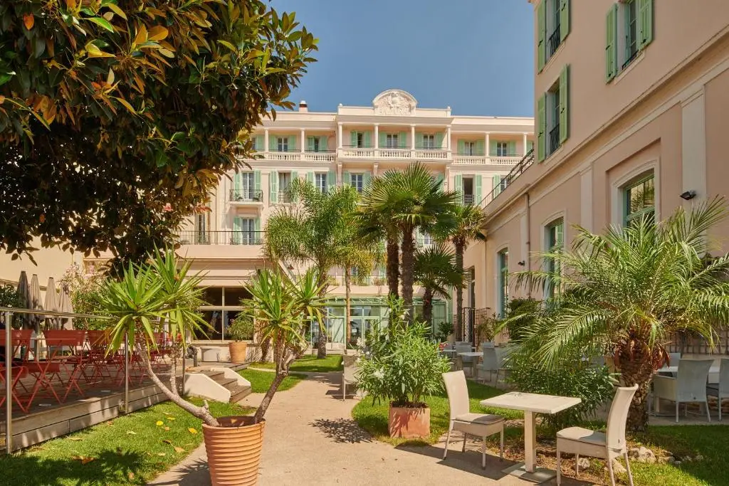 Hotel 3 etoiles Le Balmoral – Menton – Vacances Bleues