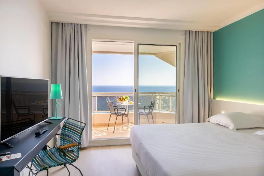 HOTEL RIVA ART & SPA