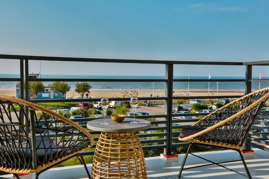 FACE A LA MER – Hotel & Spa