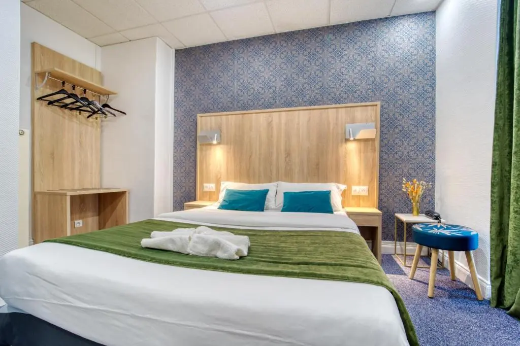 HOTEL ESCURIAL