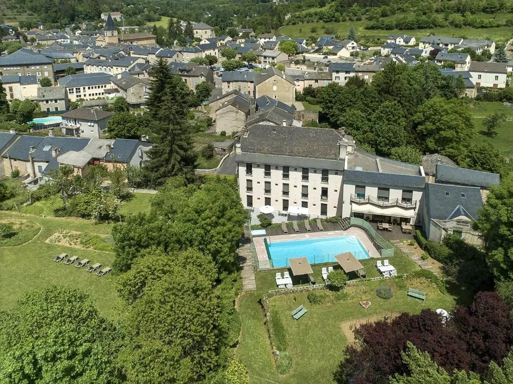 Logis Hotel Restaurant Le Mont Aigoual