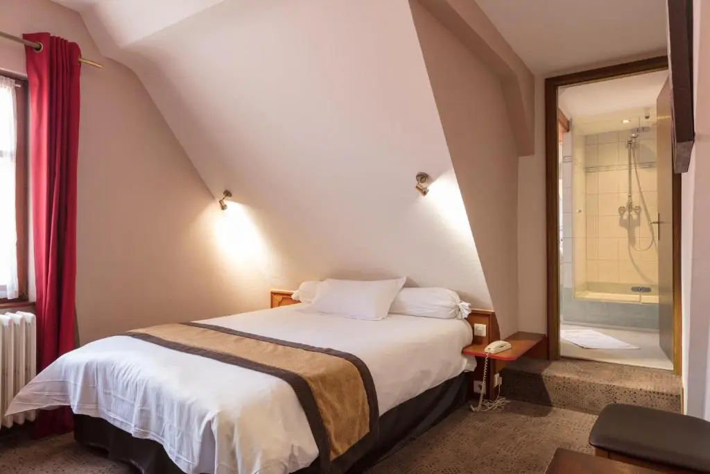 Logis Hotel Restaurant a l’Etoile