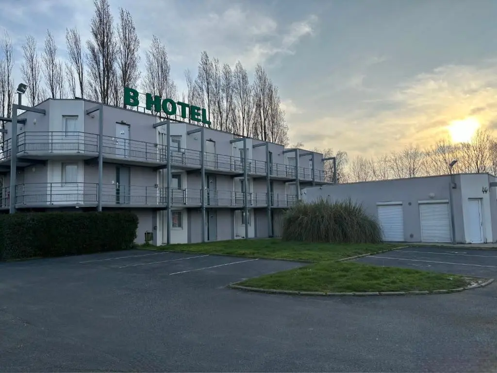 B Hotel Caen Est