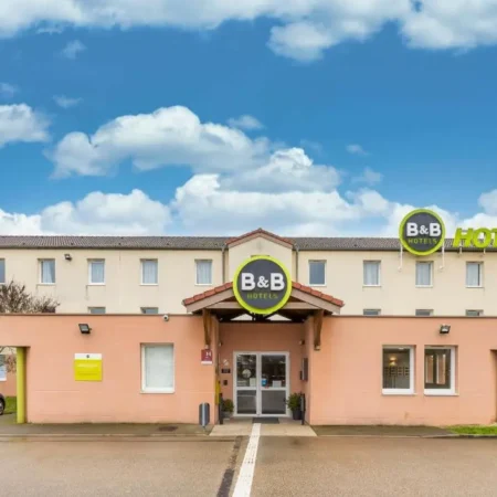 B&B HOTEL Auxerre Moneteau