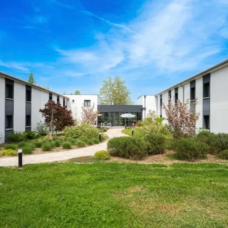 Sure Hotel by Best Western les Portes de Montauban
