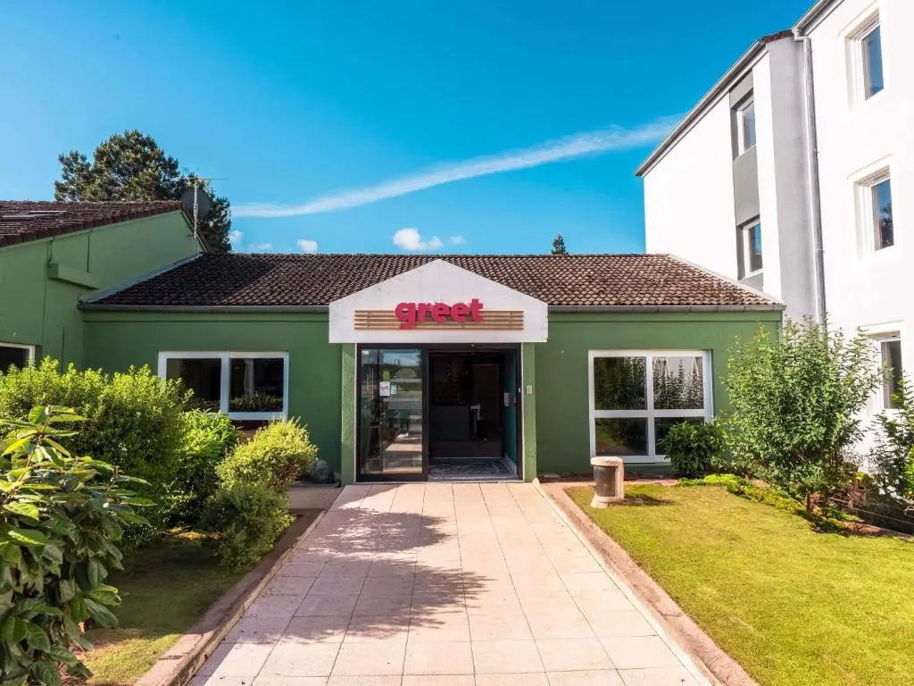 greet Hotel Montbeliard