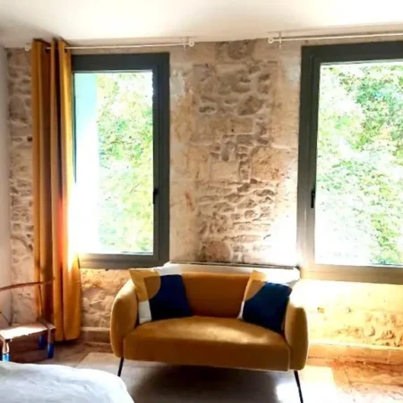 Grande suite sur jardin dans Montpellier centre