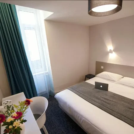 Hotel du Port