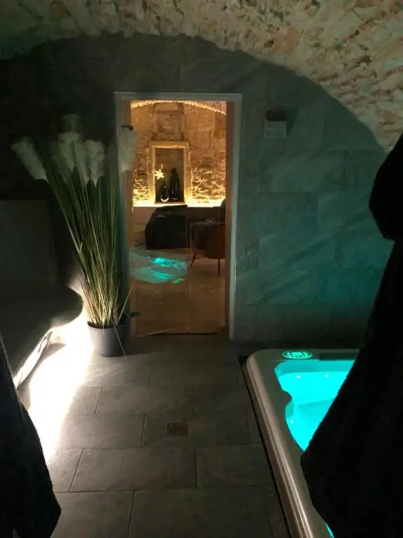 Spa /Jaccuzi Les Caves de Stanislas