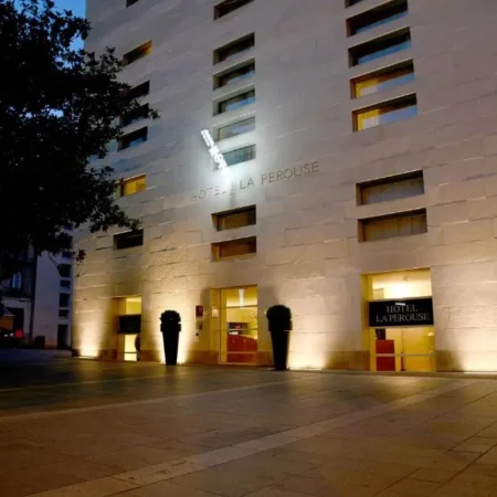 La Perouse Hotel