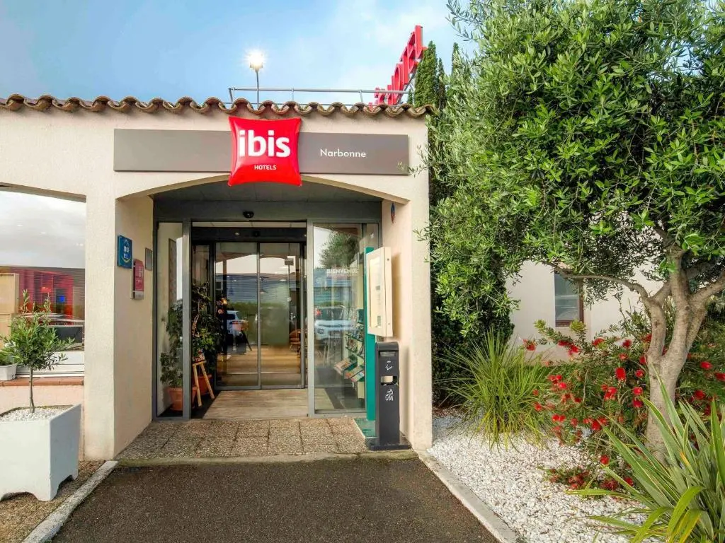 hOTEL IBIS