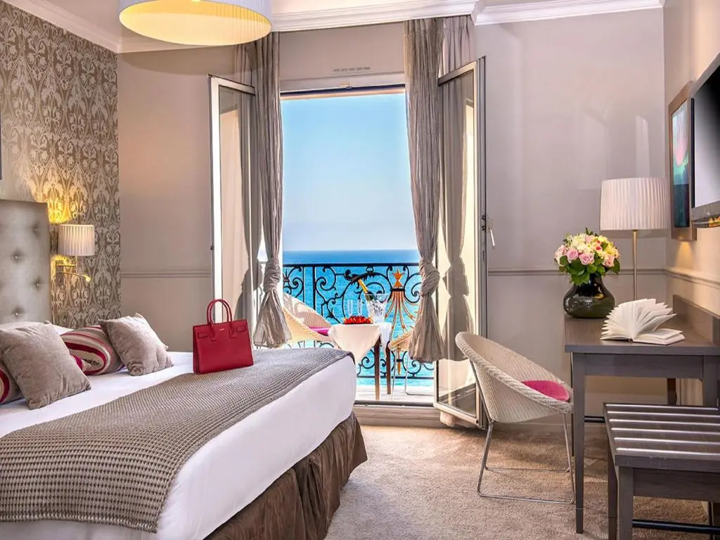 Hotel 3 etoiles Le Royal – Nice – Vacances Bleues