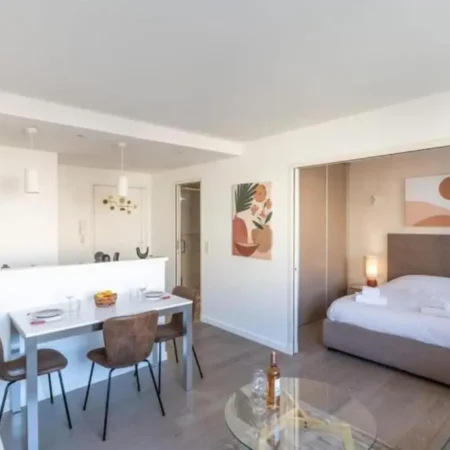 Centre Nice – Massena – 2 rooms