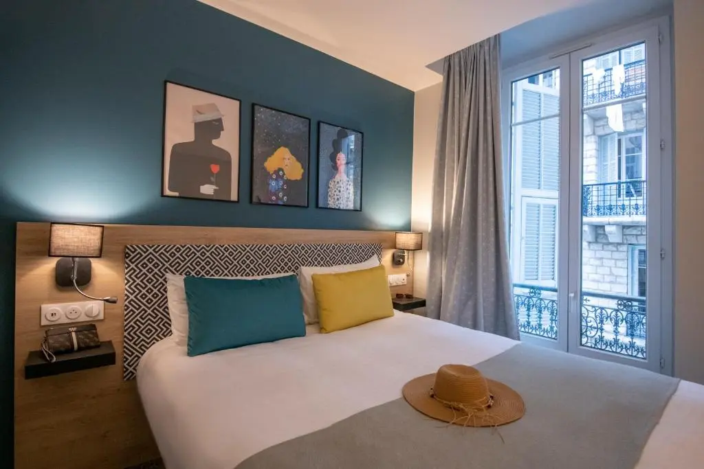 Hotel Bristol