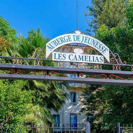 HI Hostel Nice Camelias