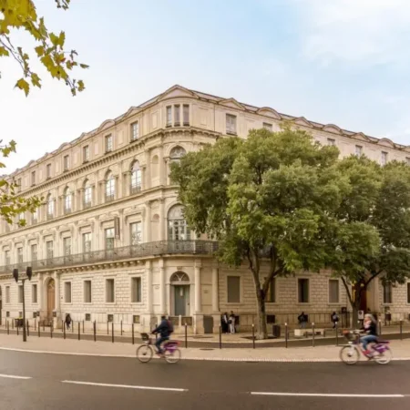 Appart’City Collection Nimes Arenes – Appart Hotel