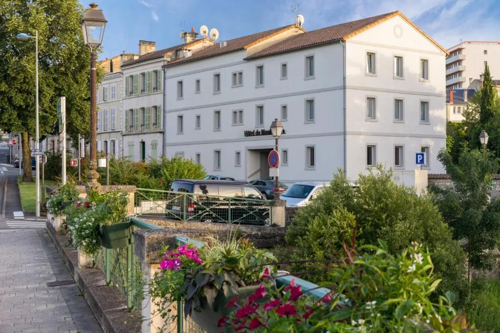 The Moulin Hotel