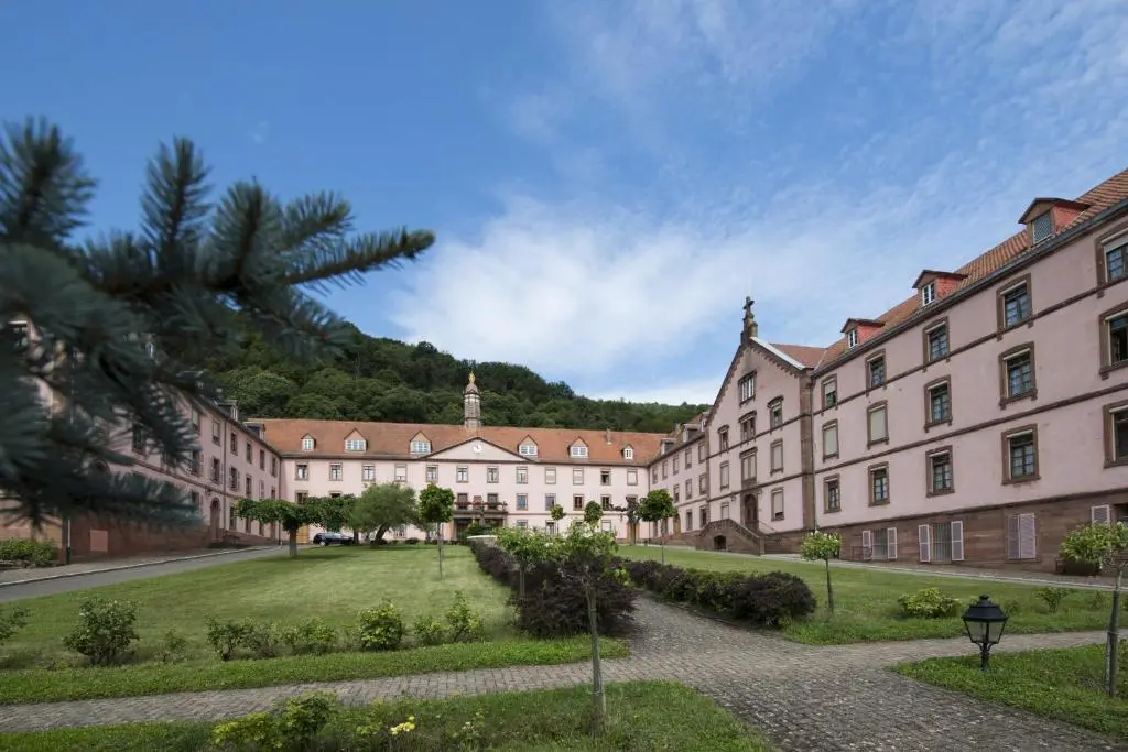 Maison d’Accueil du Tres-Saint-Sauveur