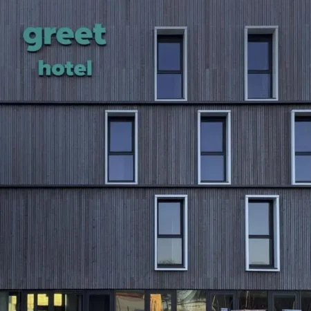 Greet Hotel Rennes Pace