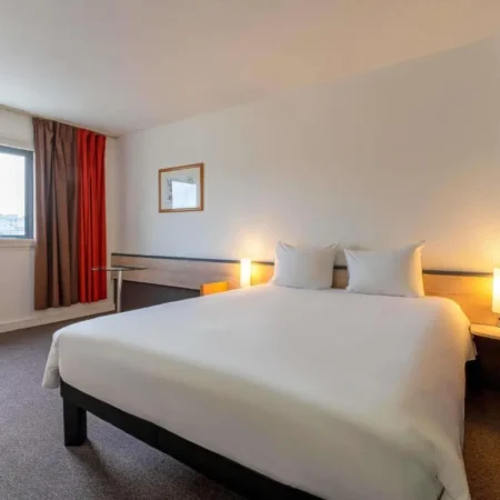 ibis Paris Pantin Eglise