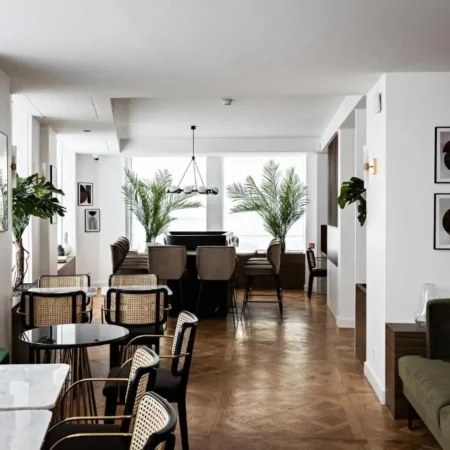 Holiday Inn Paris Palais de L’elyseE by IHG