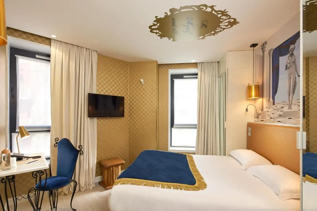 Vice Versa Hotel