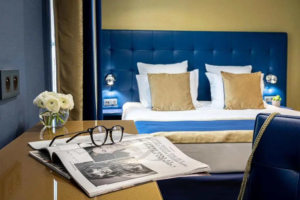 Hotel Trianon Gare de Lyon – Paris 12