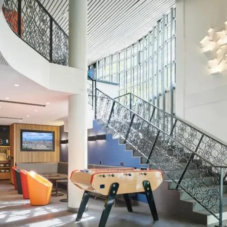 Hotel Campanile Paris Bercy Village