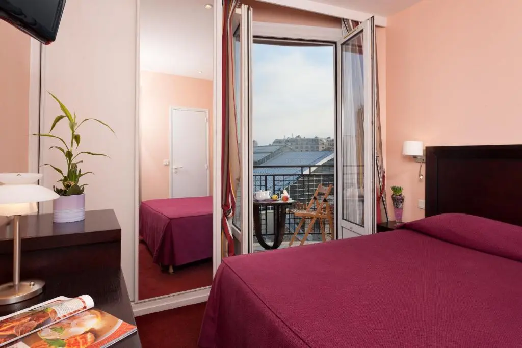 Virgina Hotel – Paris
