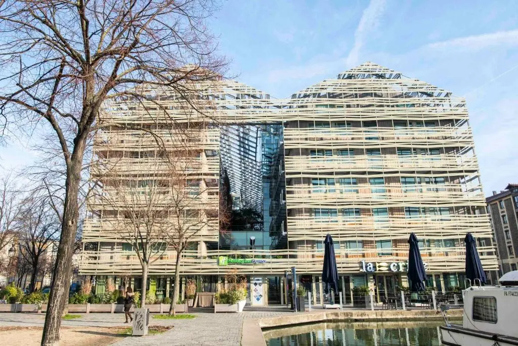 Holiday Inn Express Paris – Canal de la Villette, an IHG Hotel