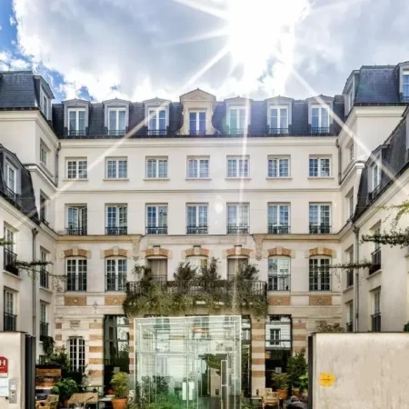 Kube Paris Hotel